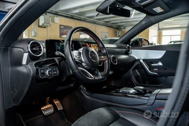 MERCEDES-BENZ CLA 200 d Automatic Premium