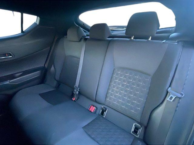 TOYOTA C-HR 2.0 Hybrid E-CVT Trend