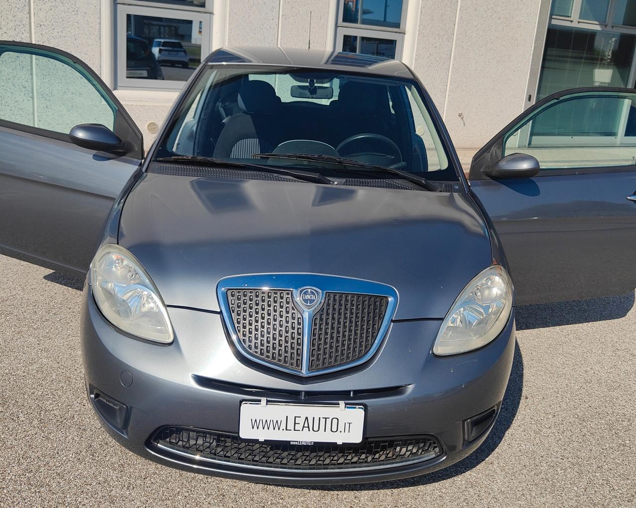 Lancia Ypsilon 1.2 Oro