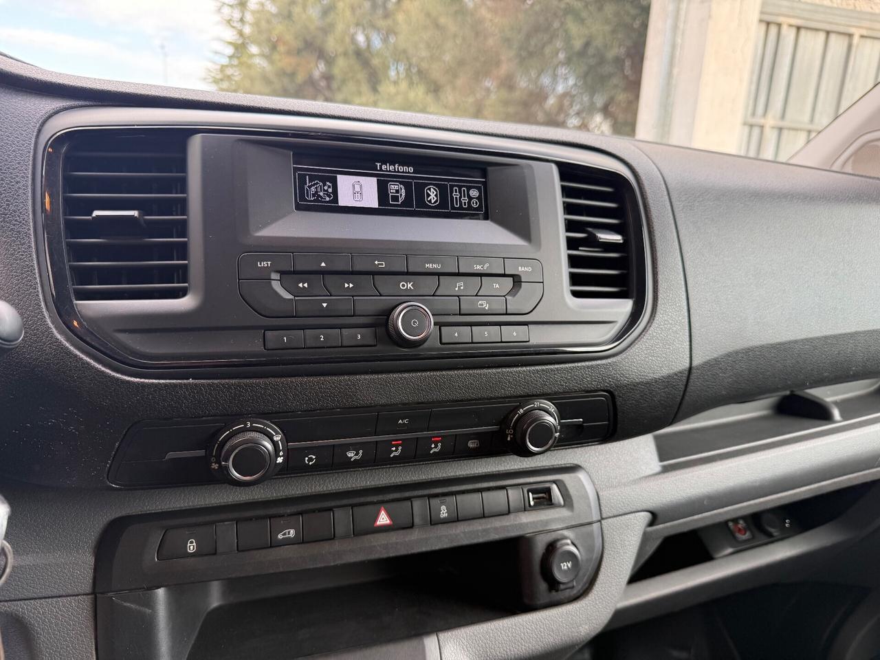 Citroen Jumpy BlueHDi 122cv(90kw),clima,bluetooth,cruise,ecc.