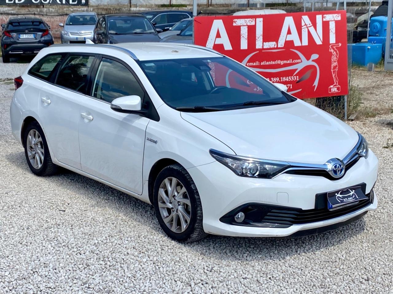 Toyota Auris Touring Sports 1.8 Hybrid Lounge