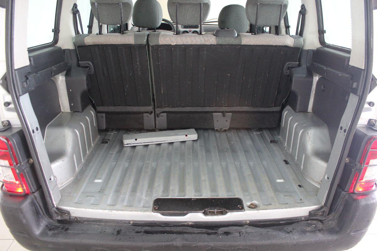 PEUGEOT - Ranch - HDi 5p. Lee