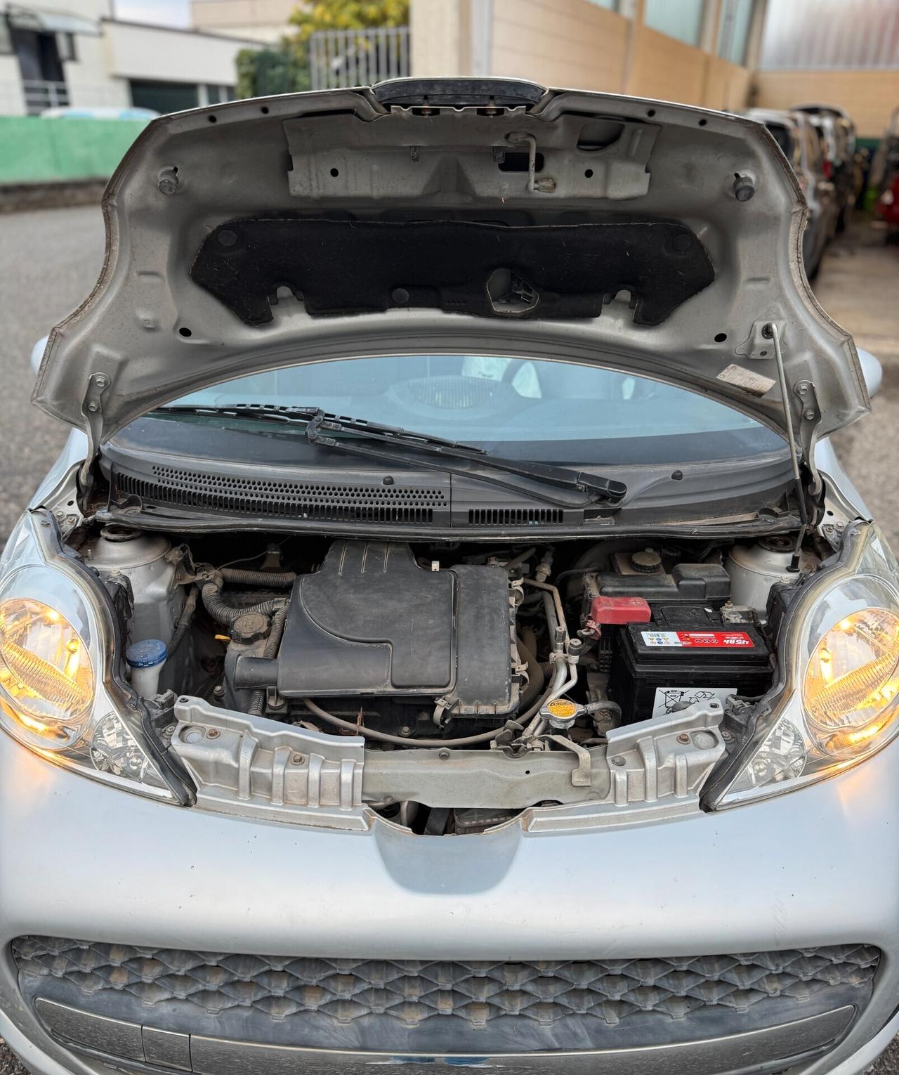 Peugeot 107 1.0 50kW 5P Benz E5 Allure