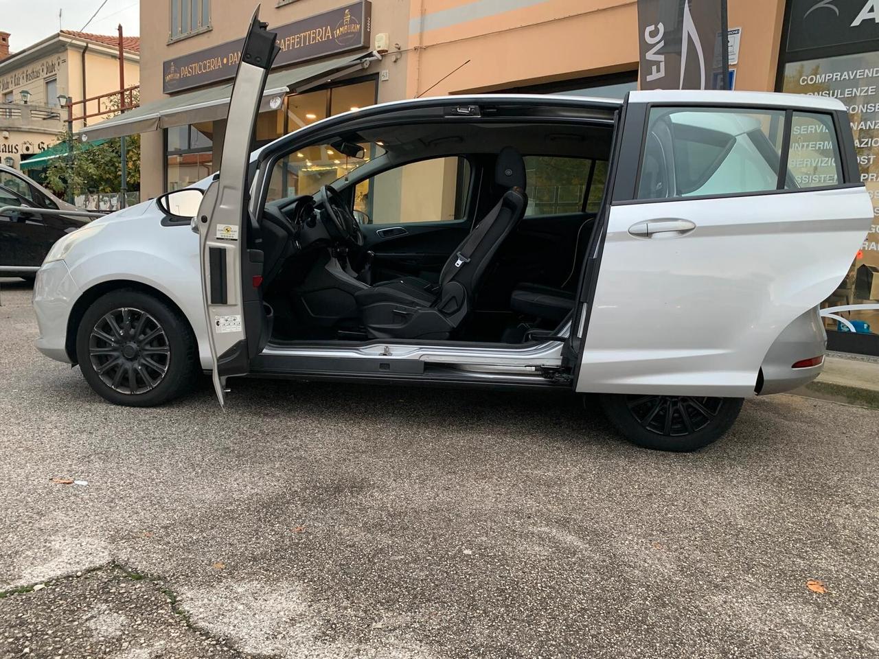 Ford B-Max 1.6 TDCi 95 CV Neopatentati