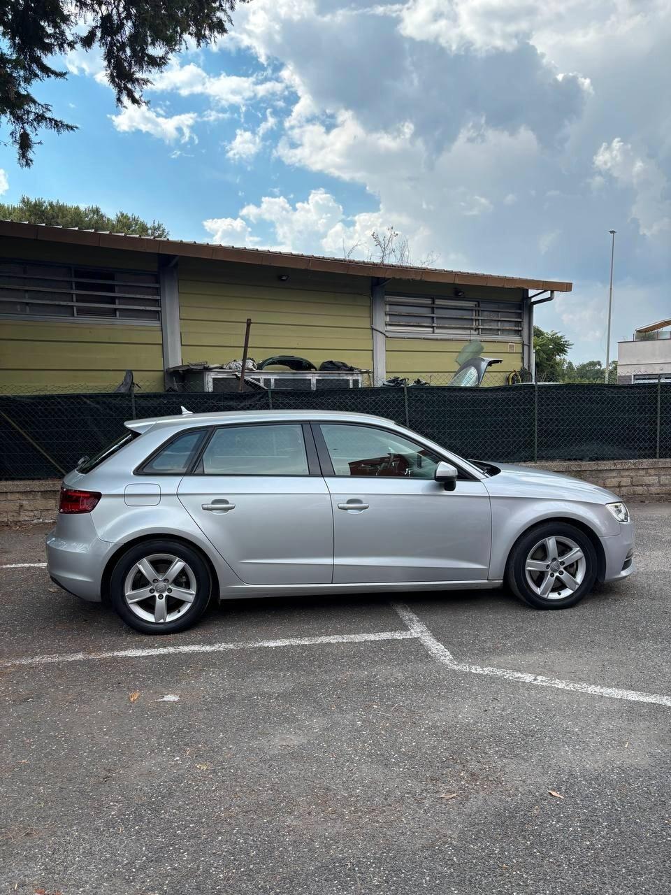 Audi A3 Sportback 1.8 TFSI Ambition GPL – 180 CV – Navi – Xenon – Sensori – Telecamera