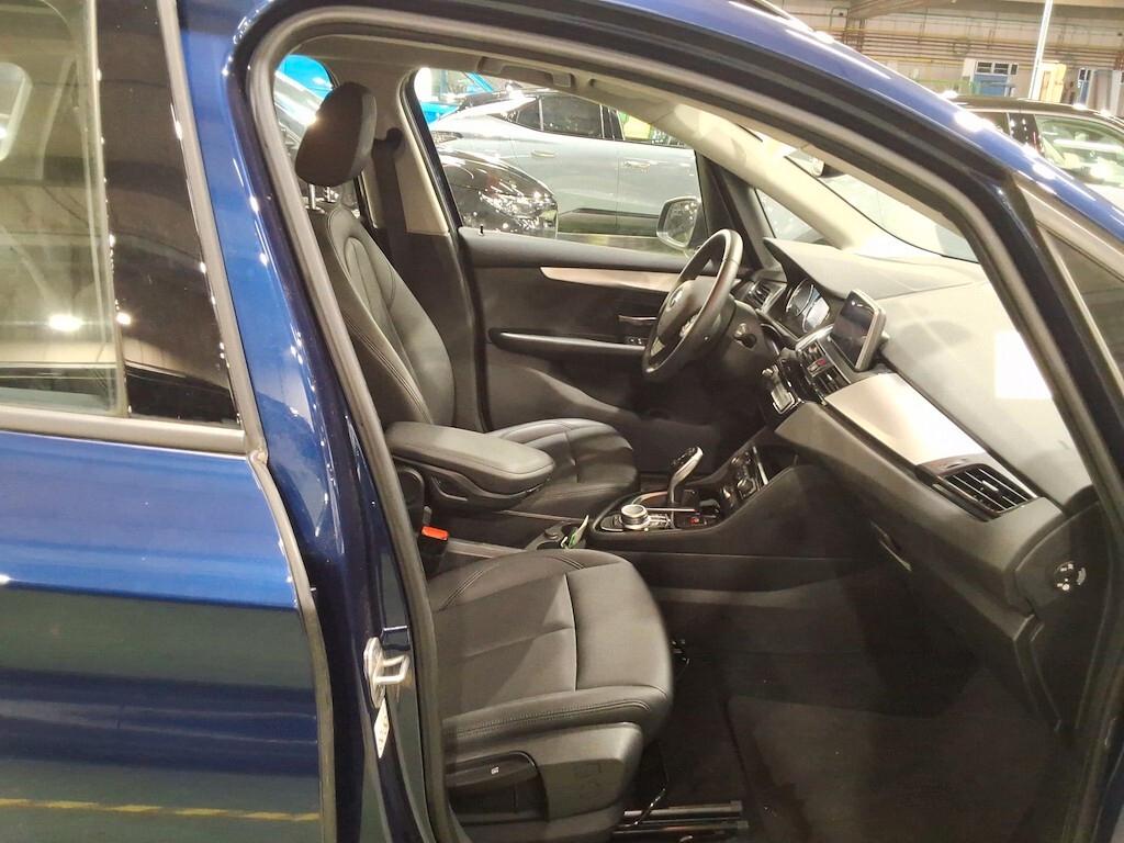 BMW 216D ACTIVE TOURER 116CV STEPTRONIC BUSINESS ADVANTAGE ( FARI LED - PELLE - NAVI - PDC )