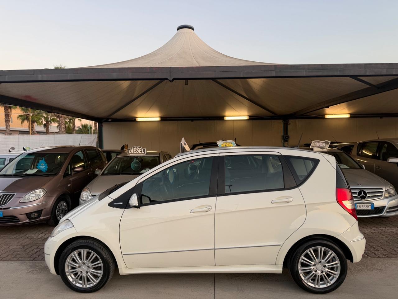Mercedes CLASSE A 160 BENZINA 2011