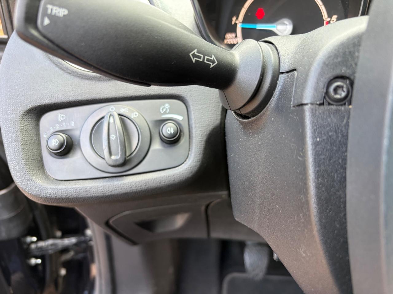 Ford Fiesta 1.5 TDCi 75CV 5 porte Titanium OK NEOPATENTATI