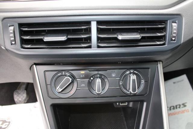 Volkswagen Polo 1.0 tsi Comfortline 95cv con Navigatore