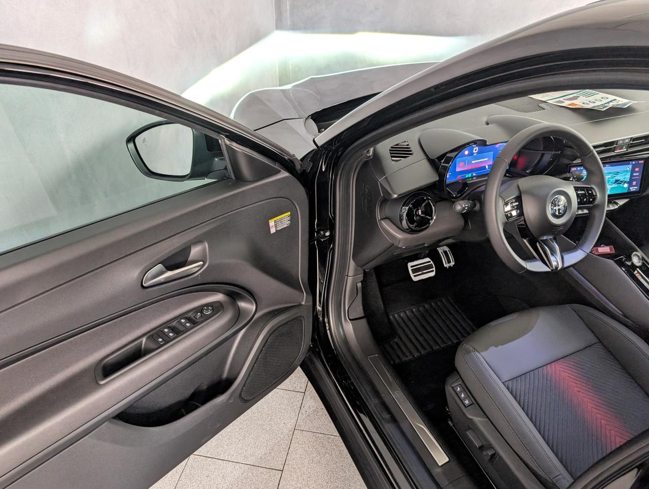 Alfa Romeo Junior 1.2 Hybrid 136cv eDCT6 Tech Speciale