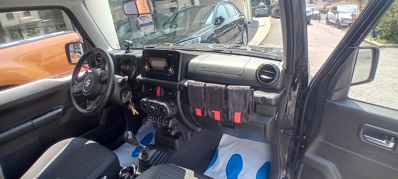 Suzuki Jimny 1.5 5MT PRO (N1)