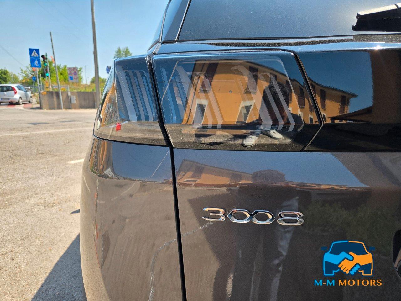 Peugeot 3008 3008 1.6 hybrid phev Allure 225cv e-eat8