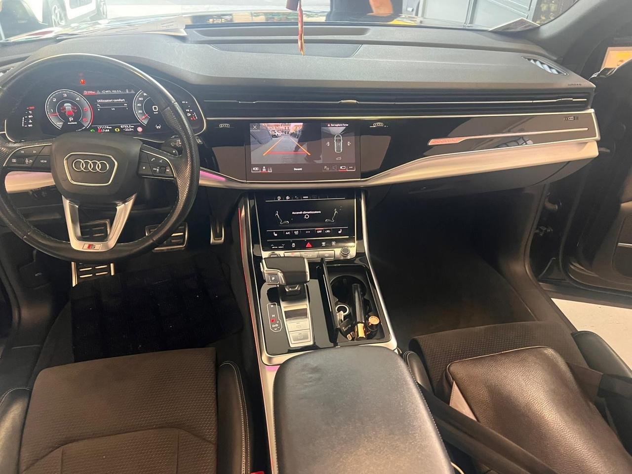 Audi Q8 5.0 TDI quattro tiptronic