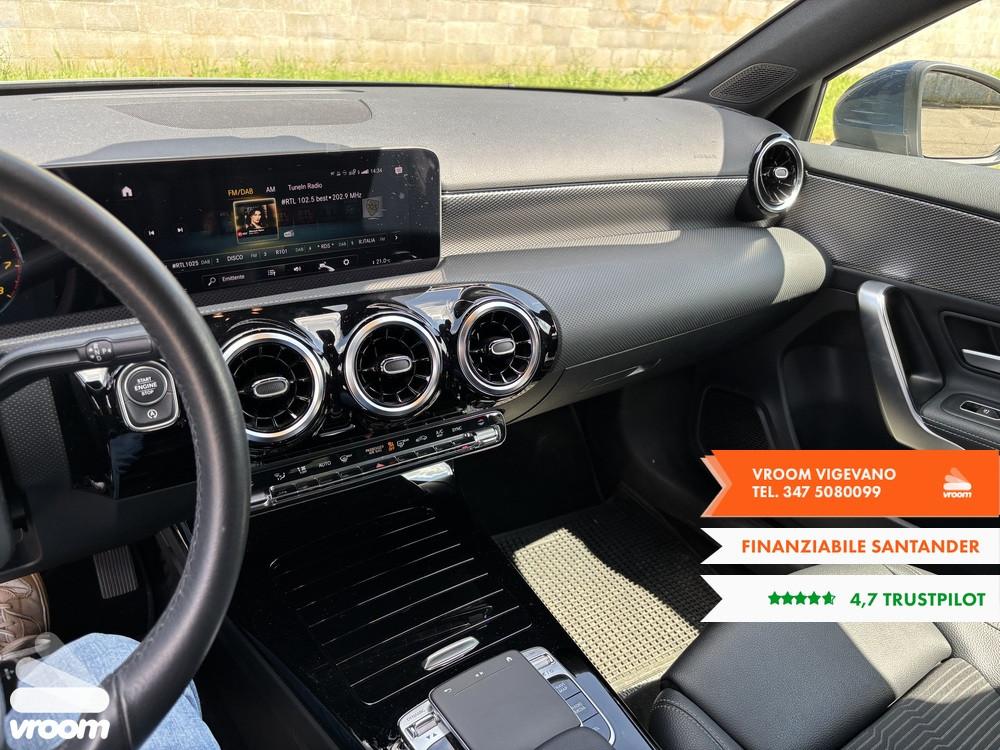 MERCEDES Classe A (W177) A 180 Automatic Sport