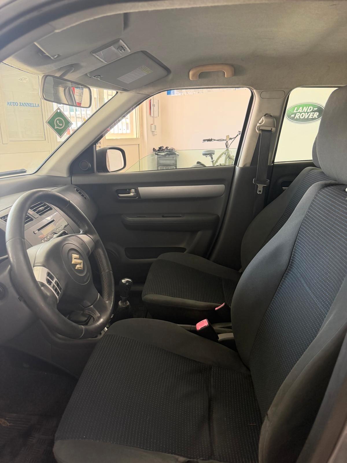 Suzuki Swift 1.3 DDiS 5p. GL Safety Pack