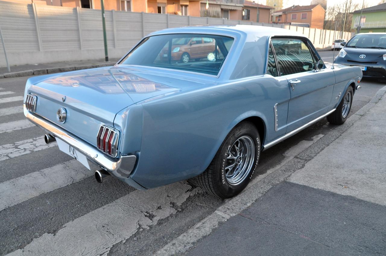 Ford Mustang Coupe’ 4.7 V8 200 CV – 1965