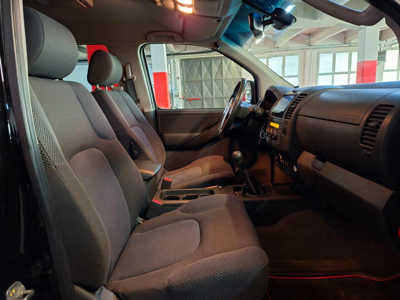 Nissan Navara 2.5 dCi 4 porte Double Cab Sport 98000km!! 4x4