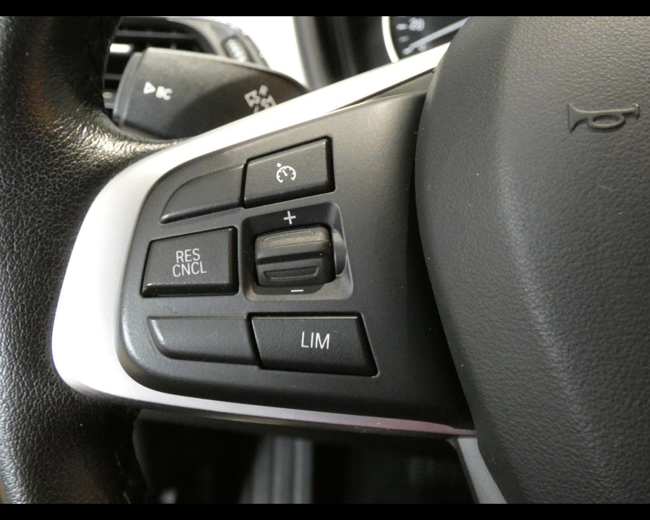 BMW X1 (F48) - X1 xDrive18d Business
