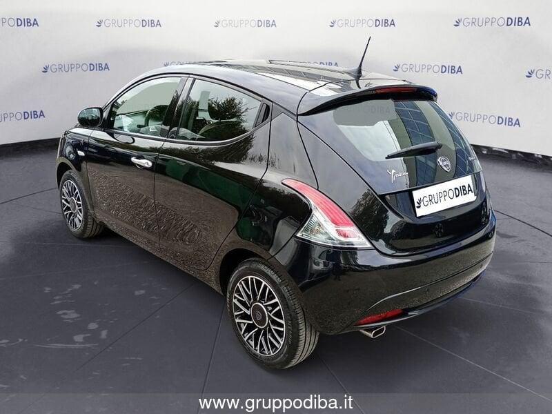 Lancia Ypsilon F1G My21 1.0 70cv Hybrid Ferretti