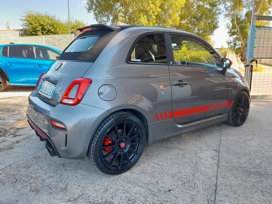 Abarth 595 C 1.4 Turbo T-Jet 180 CV Competizione