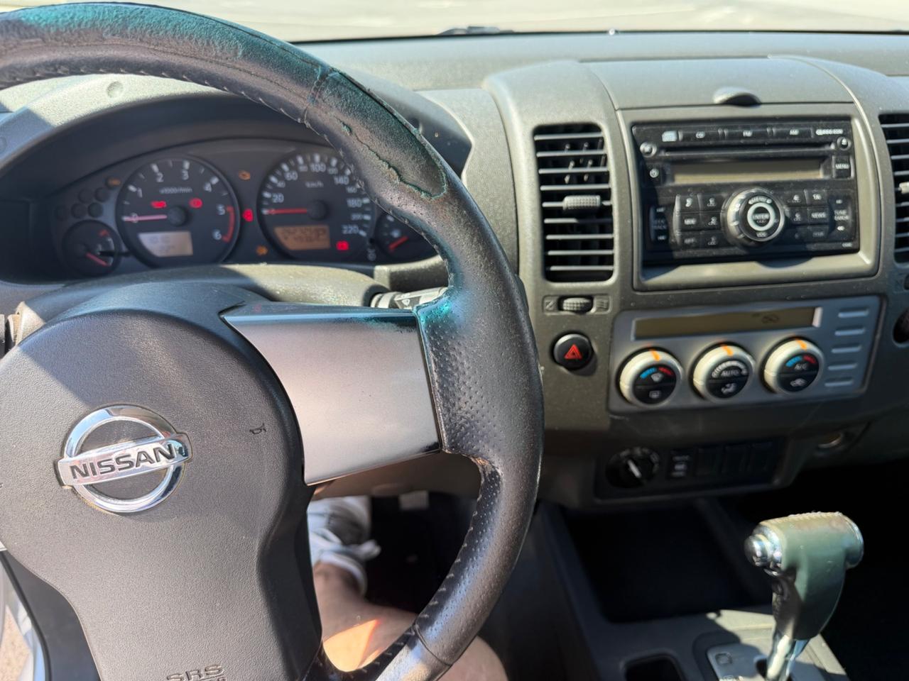 Nissan Navara 2.5 dCi 4 porte Double Cab XE 4X4 AUTOMATICA