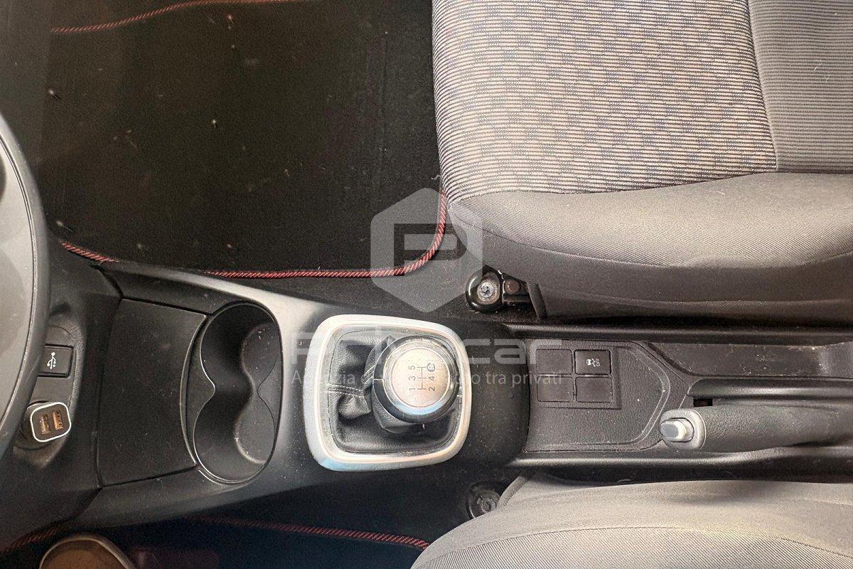 TOYOTA Yaris 1.3 5 porte Trend