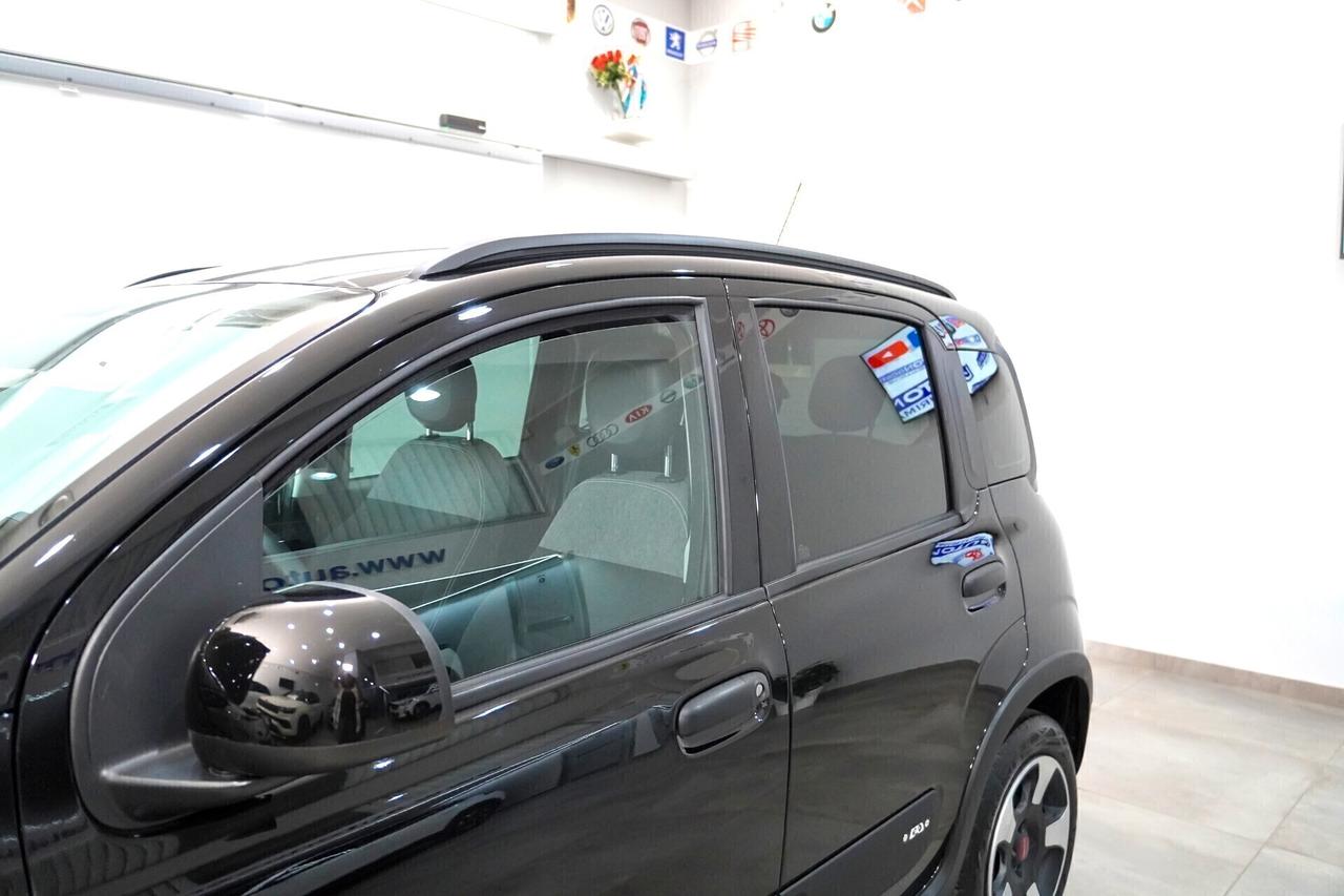 Fiat Panda Cross 1.0 HYBRID 70cv