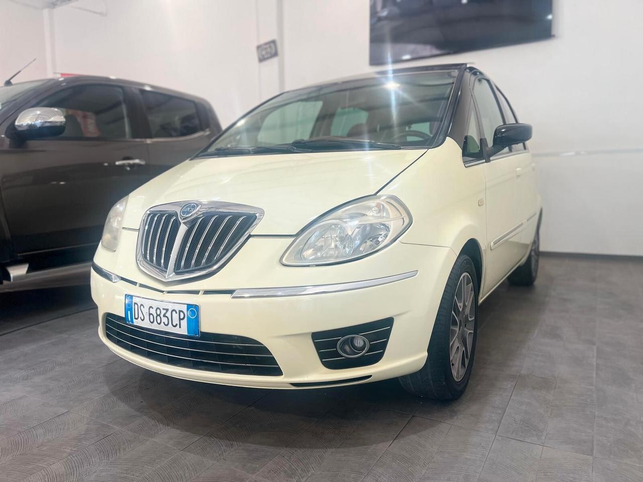 LANCIA MUSA 1.6Mjt POLTRONA FRAU