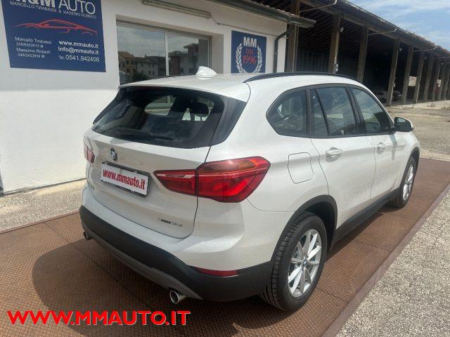 BMW X1 xDrive18d Business NAVIG !!!!!