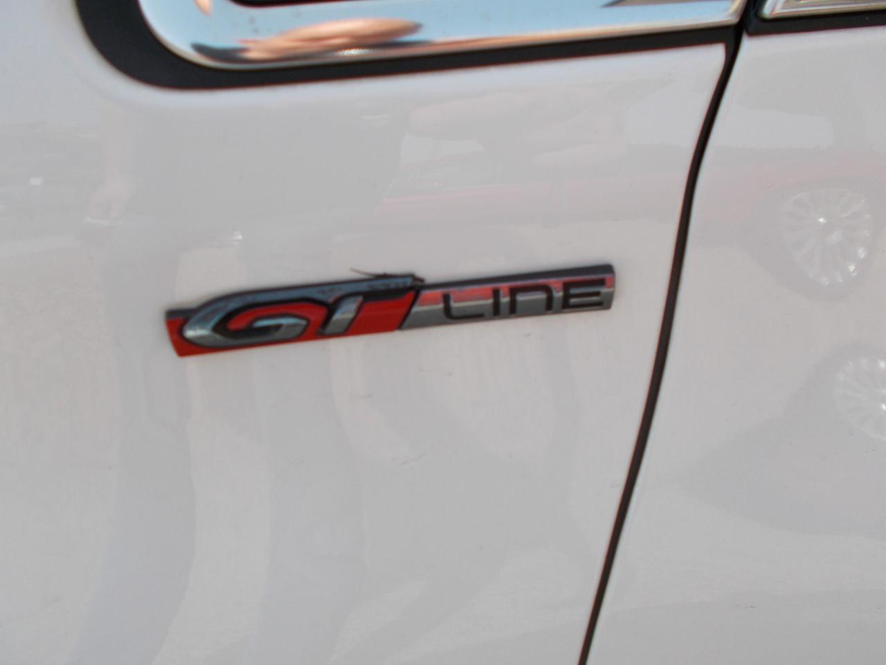 Peugeot 208 BlueHDi 100 5 porte GT Line