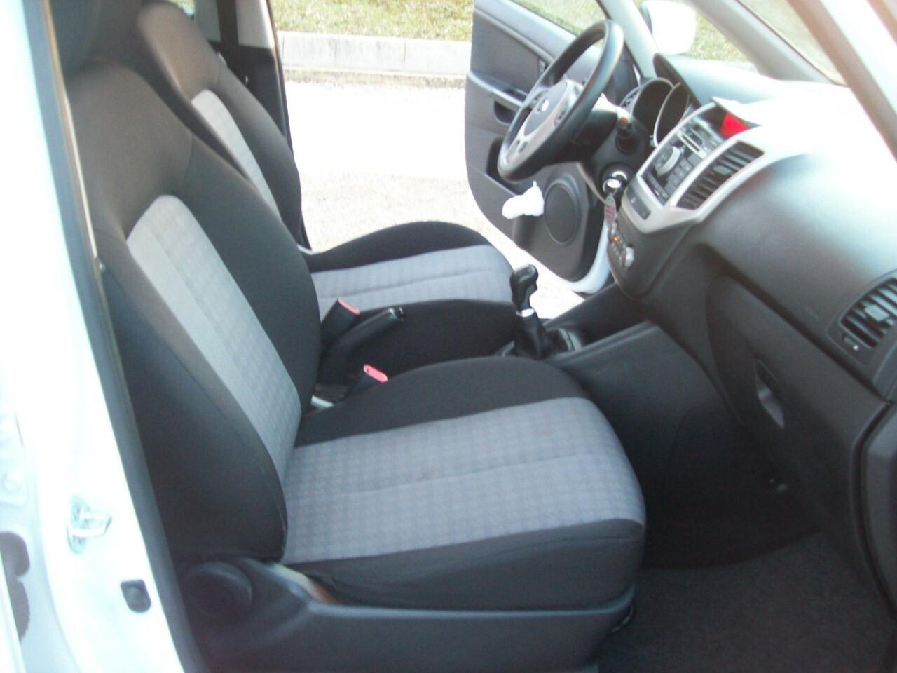 KIA VENGA 1.4 CRDI CV.90 ACTIVE "2015"