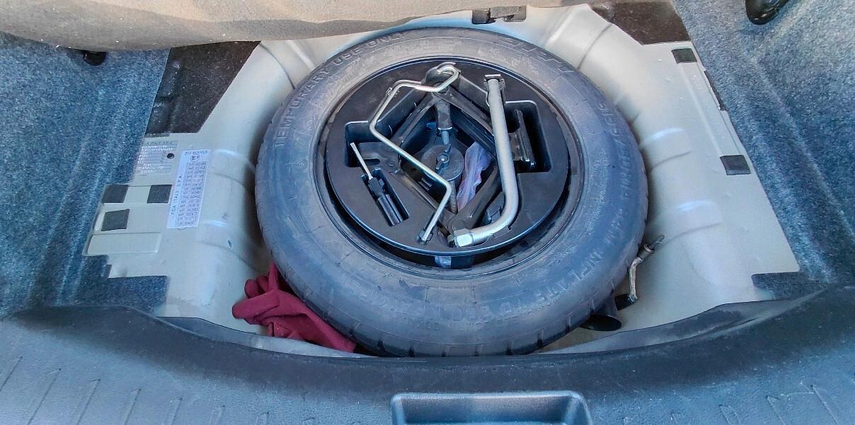 Lancia Ypsilon 1.3 MJT 16V 95 CV 5 porte S&S Silver