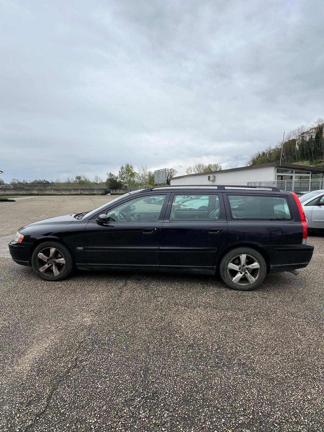 Volvo V70/XC70 V70 2.4 D 20V (163CV) cat Summum
