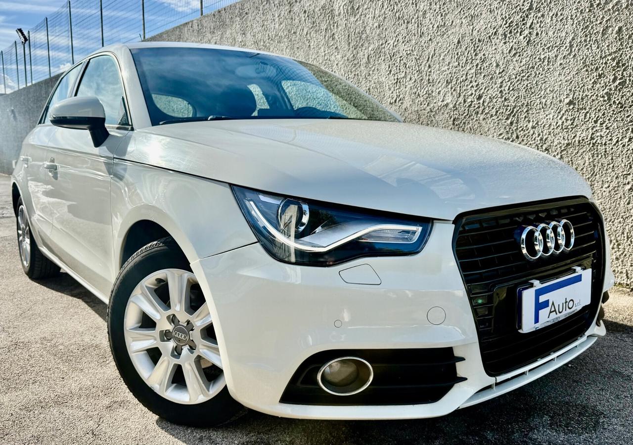 Audi A1 1.6 TDI,5 porte,LED diurni,Bluetooth,comandi al volante,ecc.