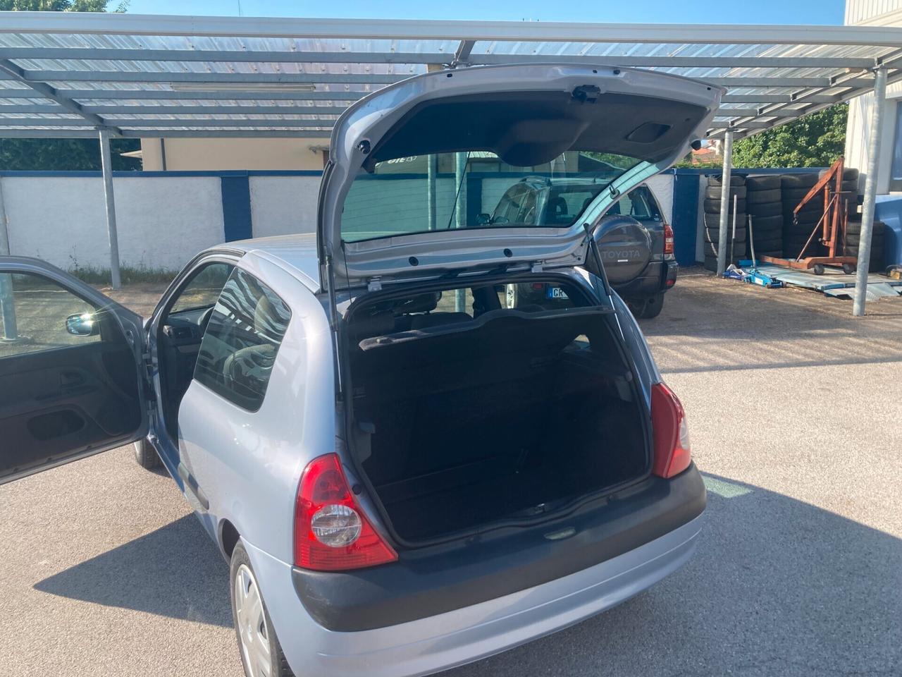 Renault Clio 1.2 cat 3 porte Access Authentique