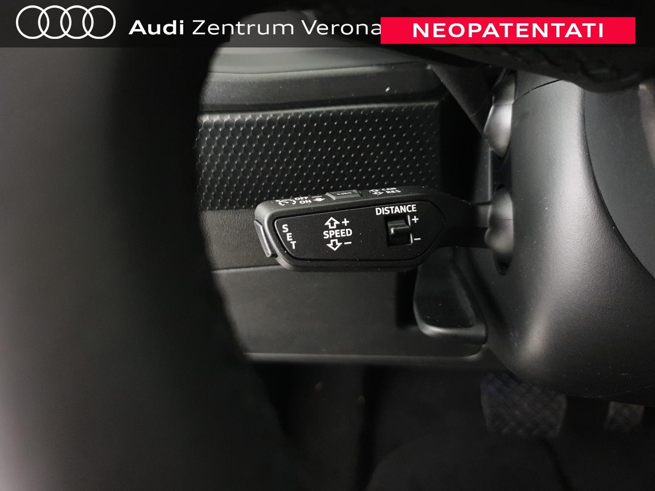 Allstreet 30TFSI 116CV S tronic Identity Contrast