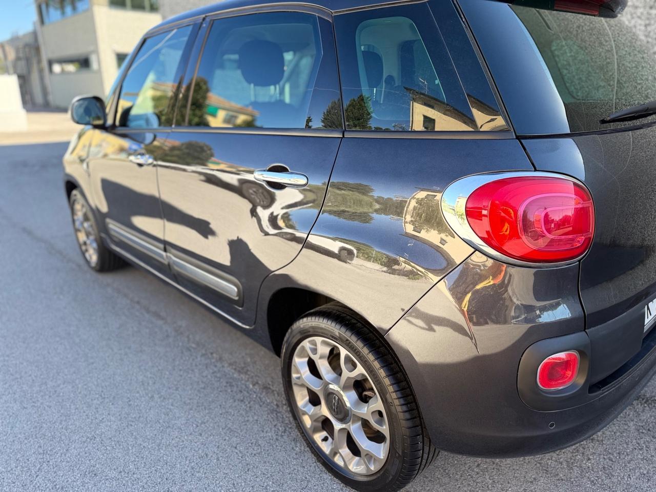 Fiat 500L 0.9 TwinAir Turbo Natural Power Lounge