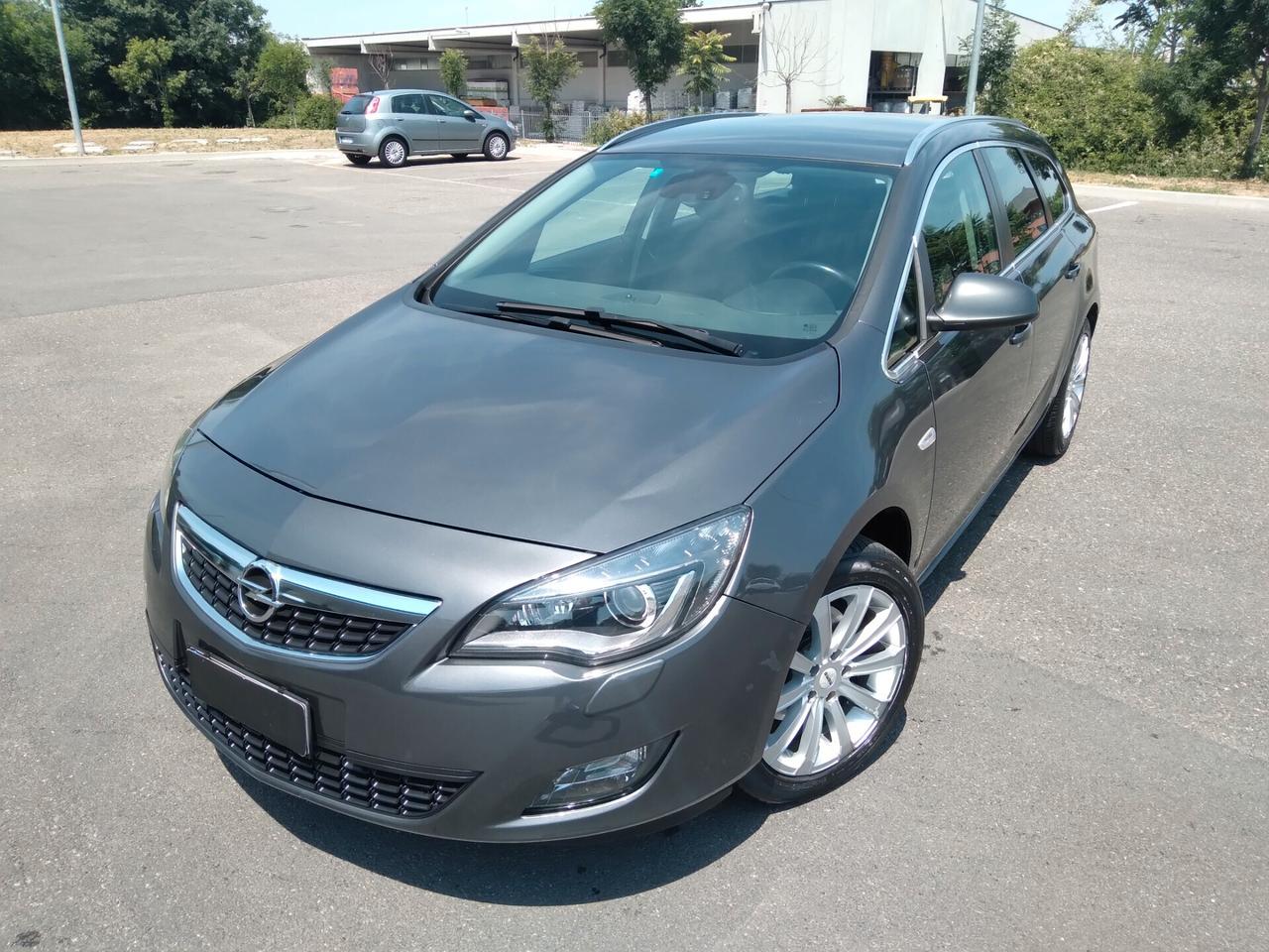 Opel Astra 2.0 CDTI 160CV Sports Tourer Cosmo S