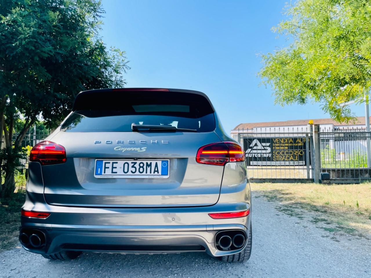 Porsche Cayenne 3.0 S E-Hybrid Platinum Edition