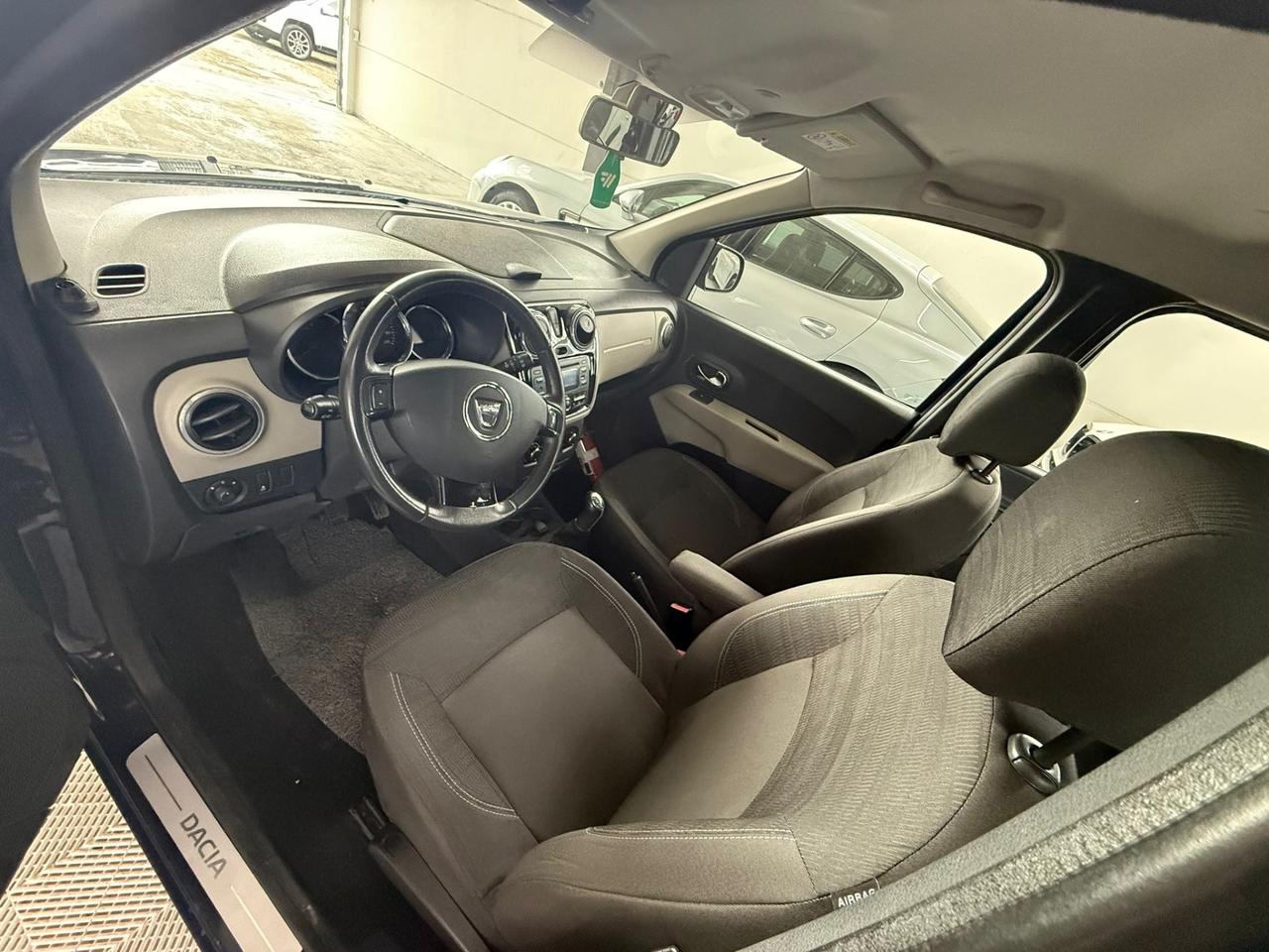 Dacia Lodgy 1.2BENZINA 115CV Start&Stop 7POSTI Prestige