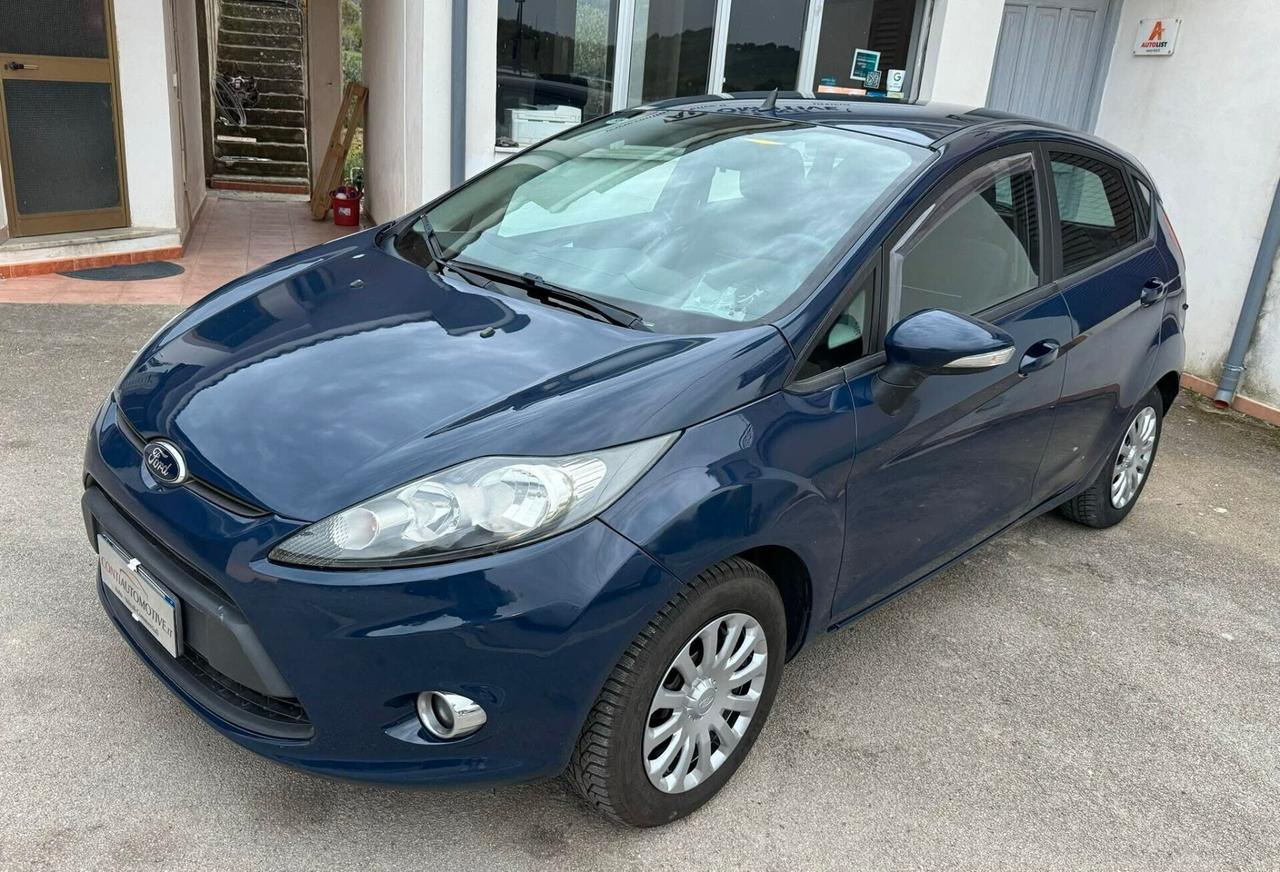 Ford Fiesta Ikon 1.4 TDCi 70CV 5 porte