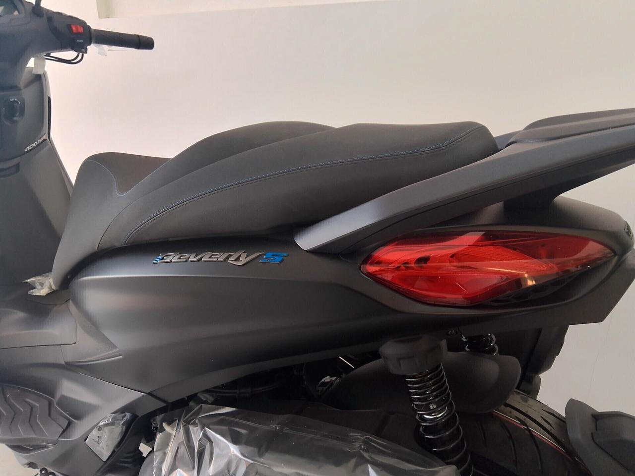 Piaggio Beverly 400 S