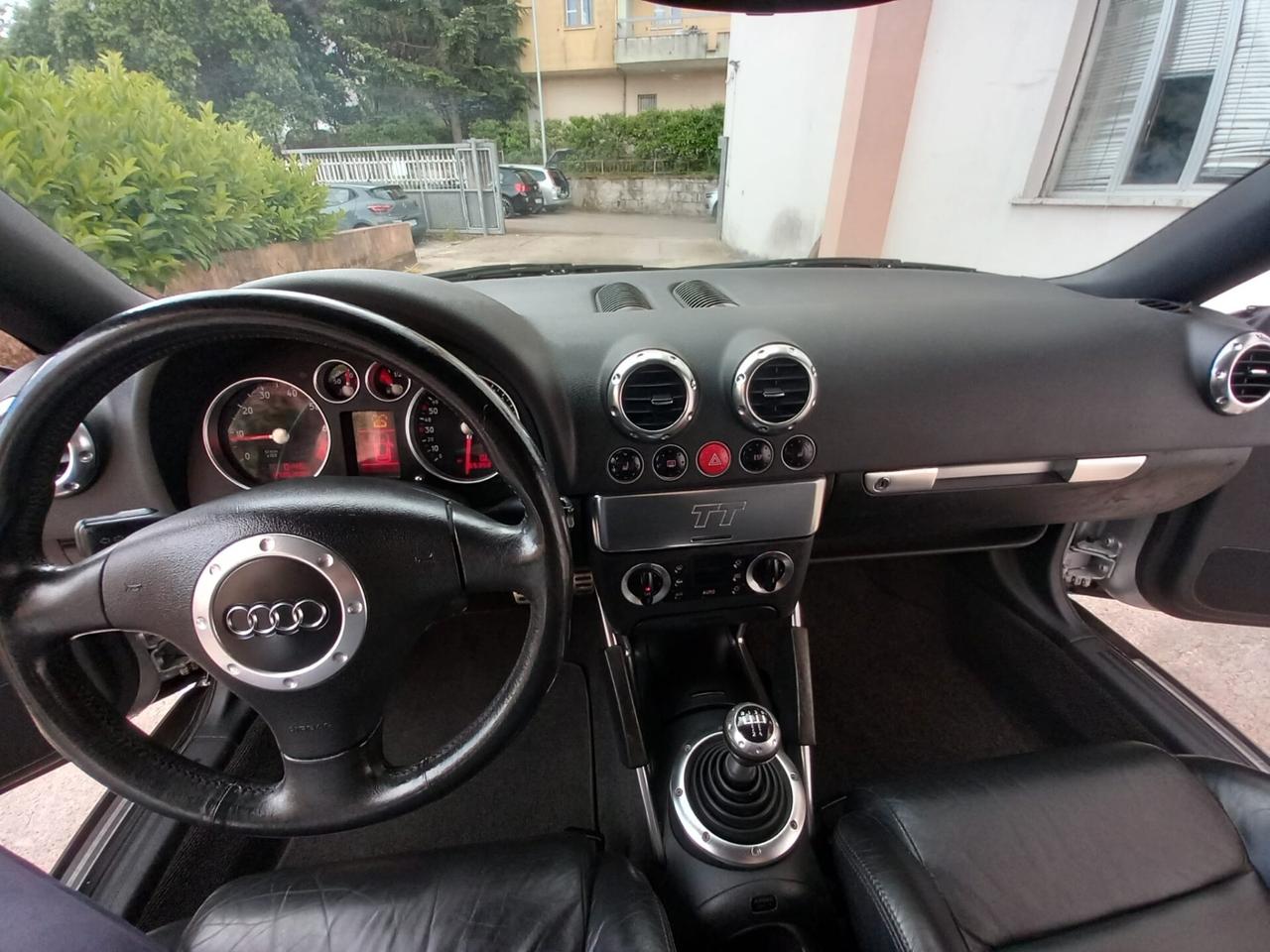 Audi TT Roadster 1.8 T 20V 179 CV cat