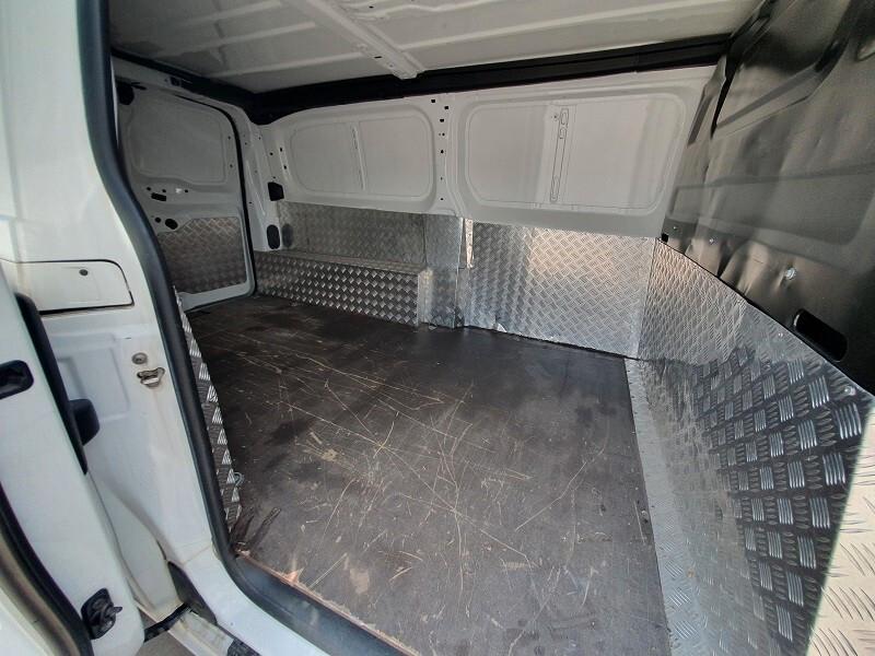 PEUGEOT Expert 2.0 BlueHDi 120 L3H1 Long NAVI PARK