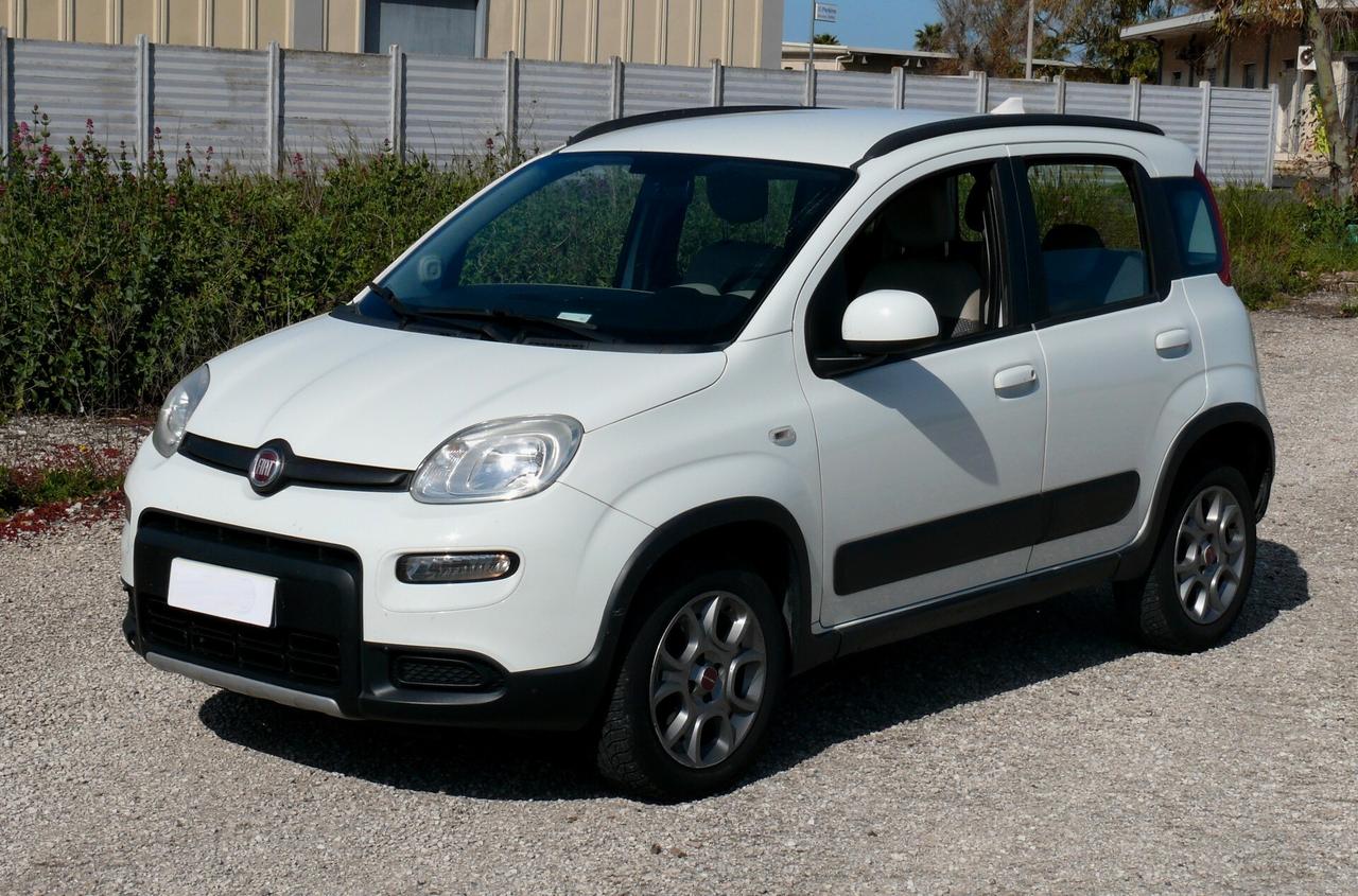 Fiat Panda 1.3 MJT 95 CV S&S Trekking