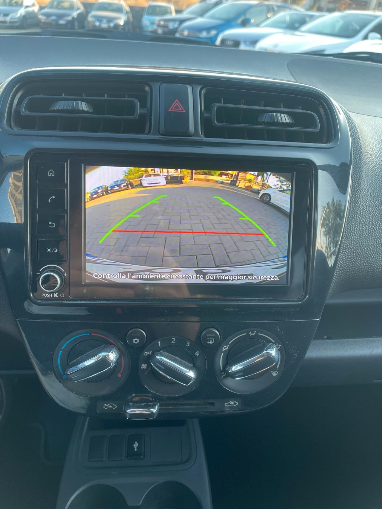 Mitsubishi Space Star 1.2 Intense SDA