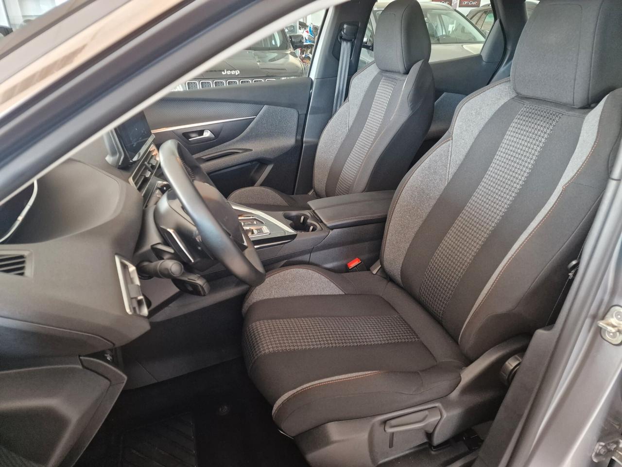 Peugeot 3008 BlueHDi 130cv EAT8