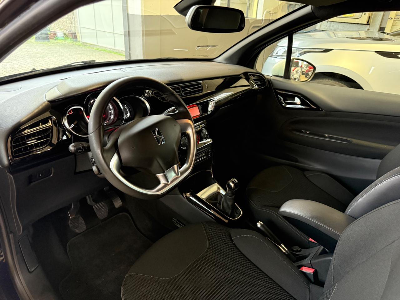 Ds DS3 3 1.2 VTi 82 So Chic