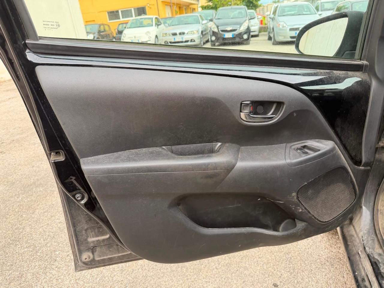Toyota Aygo 1.0 VVT-i AUTO INCIDENTATA 99000 KM