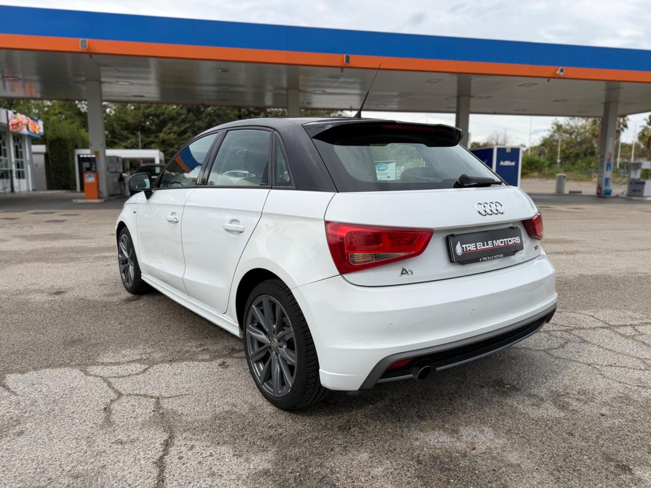 Audi A1 1.6 TDI S tronic line edition plus